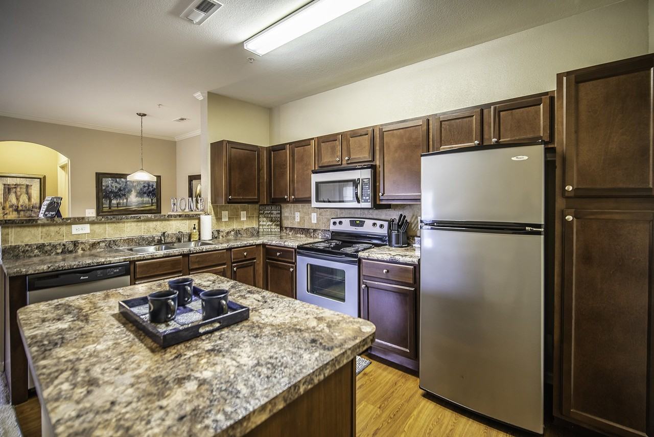 Vintage Creekwood Park 245 Creekwood Cove Ln, Lenoir City, TN 37772