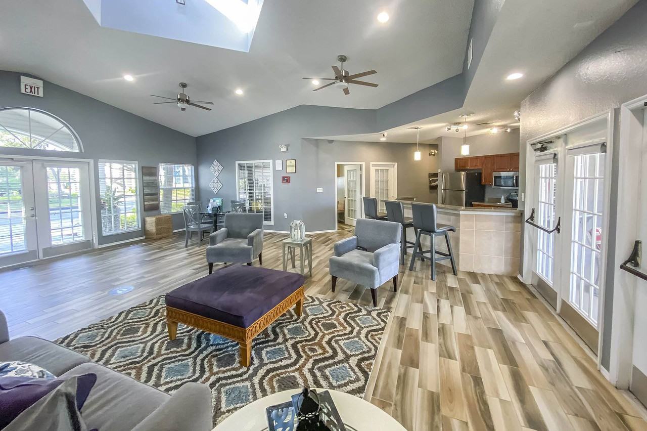 Cricket Club Apartments - Photo 2 of 25