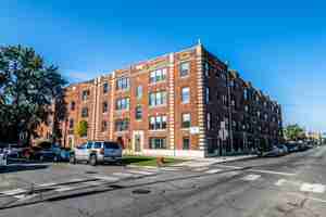 featured image of 330 N Pine Ave