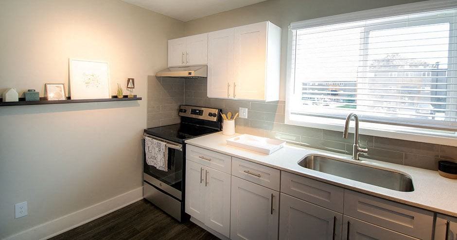 The Scott At East Village Apartments 700 E 5th St, Des Moines, IA