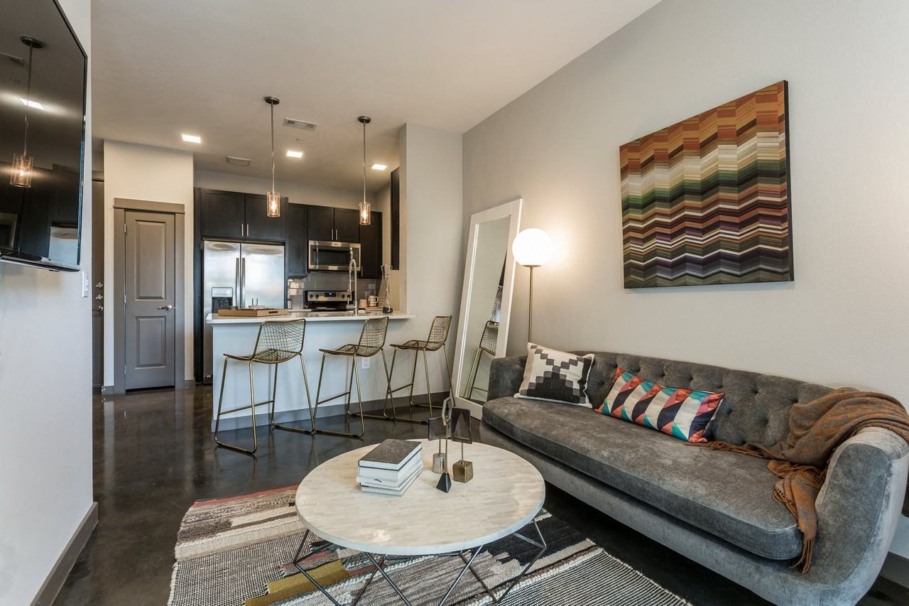 Azure Houston Apartments-SOLD - Photo 5 of 27