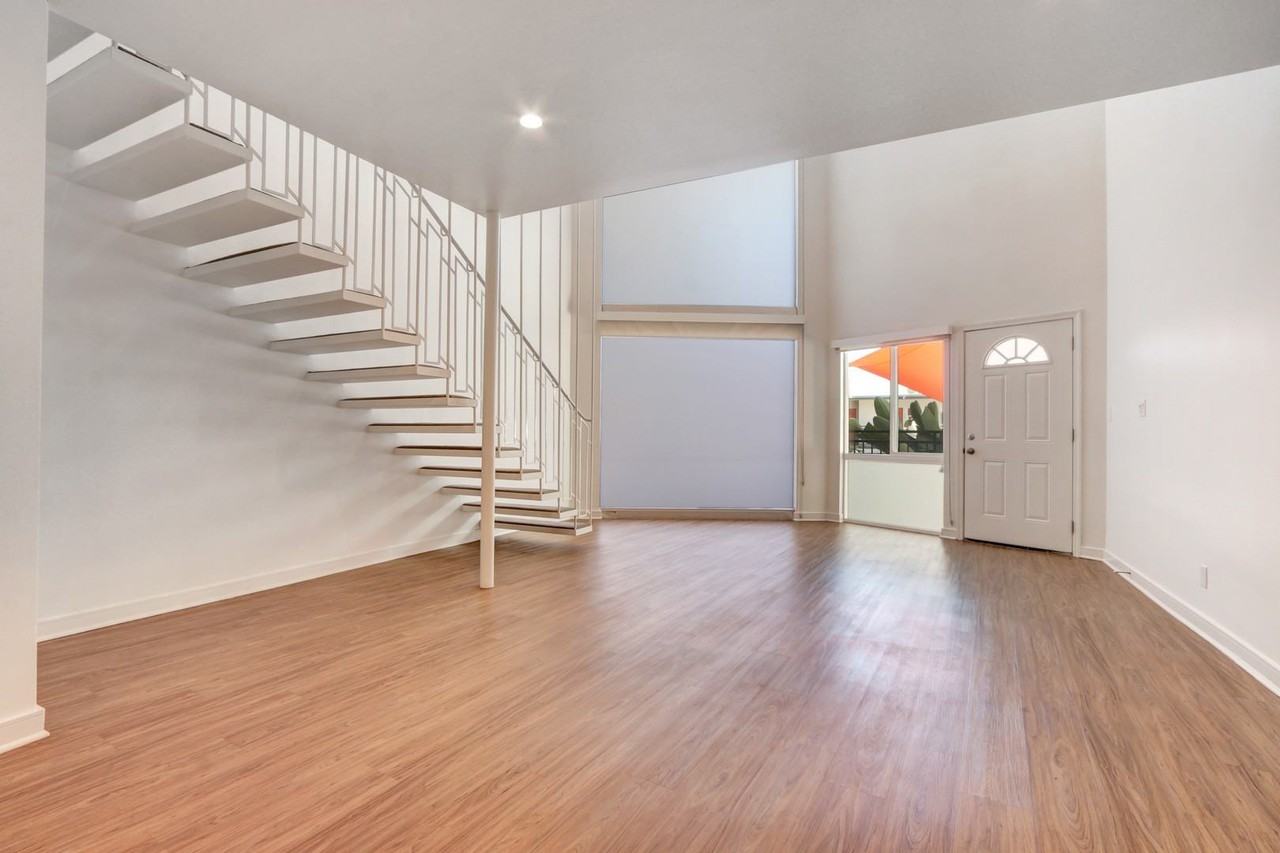 Citra Apartments - Photo 4 of 72