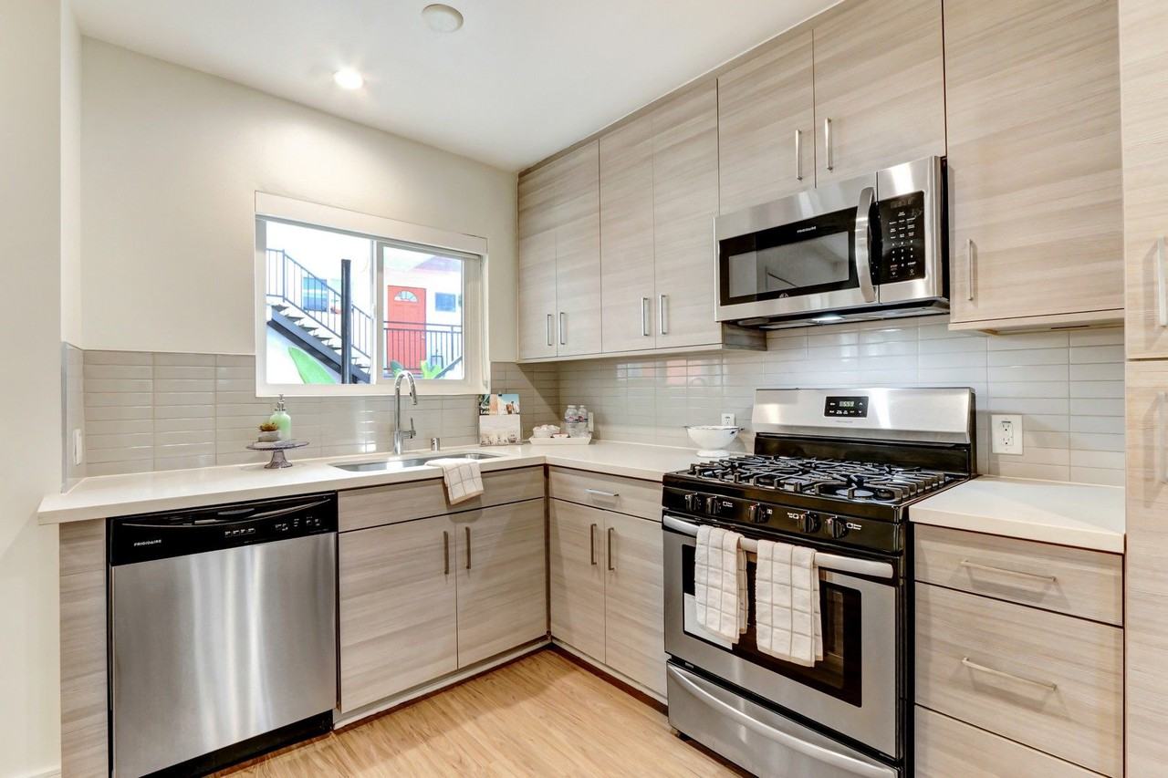 Citra Apartments - Photo 5 of 72