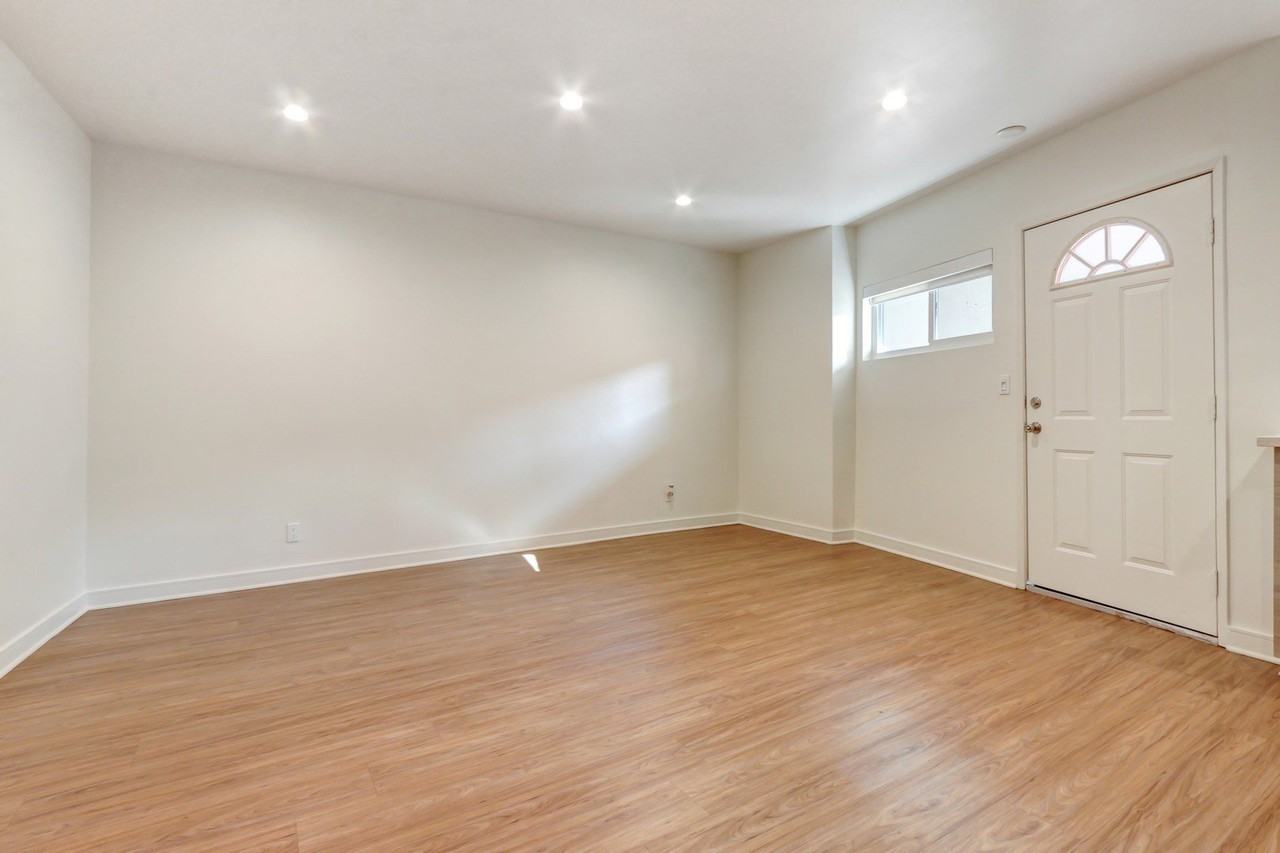 Citra Apartments - Photo 7 of 72