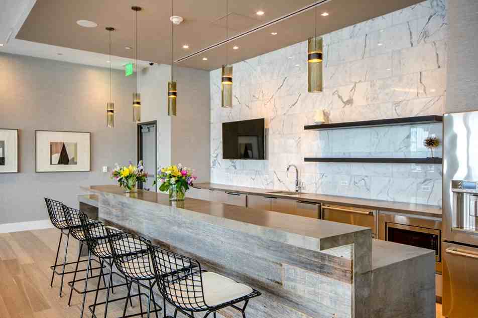 1405 Point - Photo 4 of 27