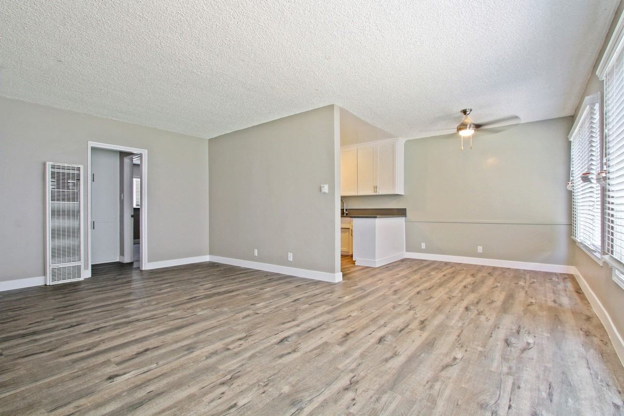 4046-4052 Coco - Photo 2 of 30