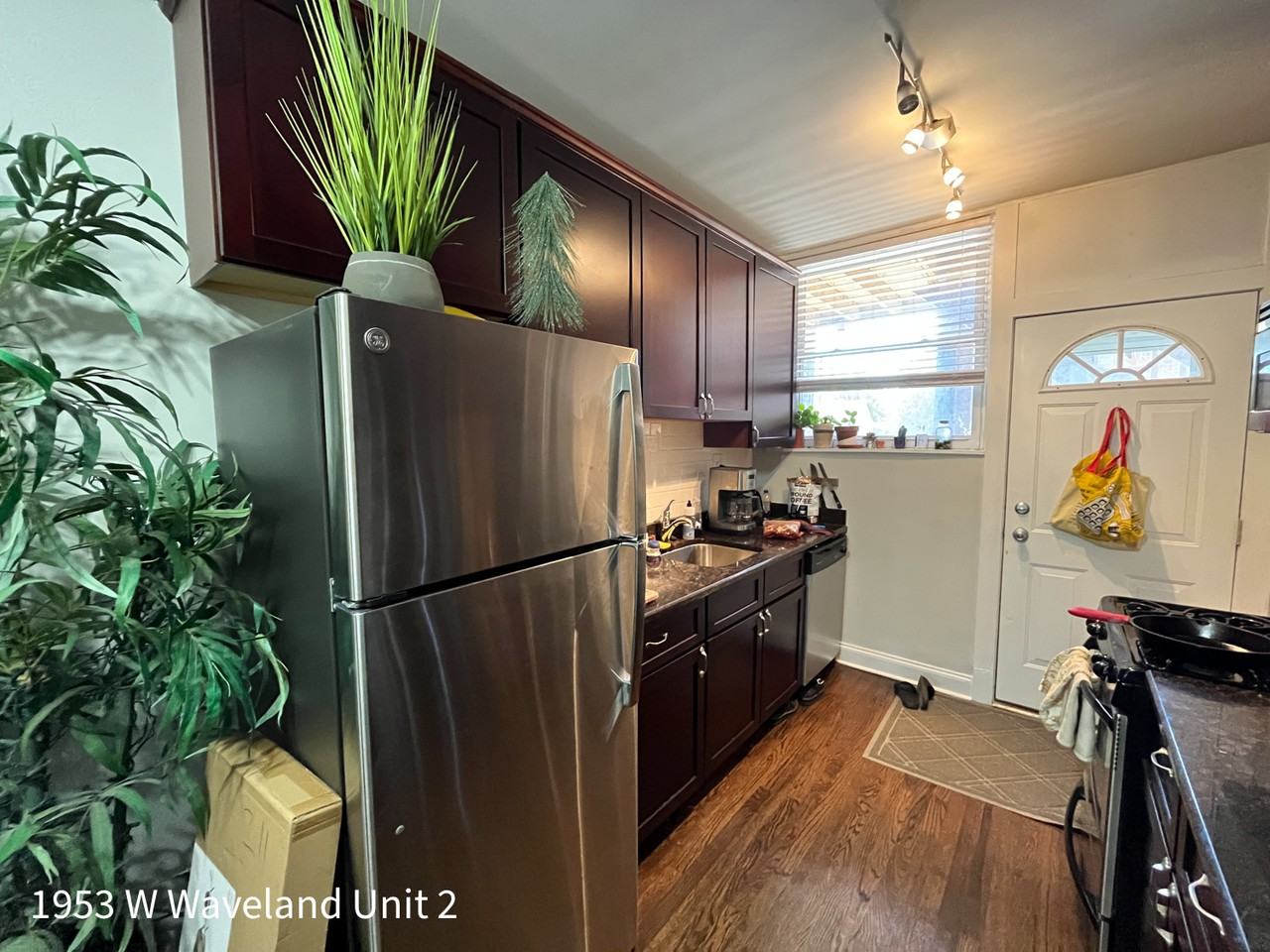 3657-59 N. Damen Ave. / 1951-57 W. Waveland Ave. - Photo 2 of 8