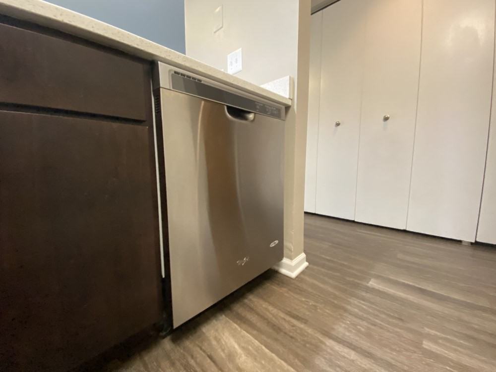 818 W. Willow - Photo 3 of 25