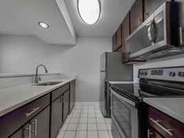 featured image of 1802 N Halsted St