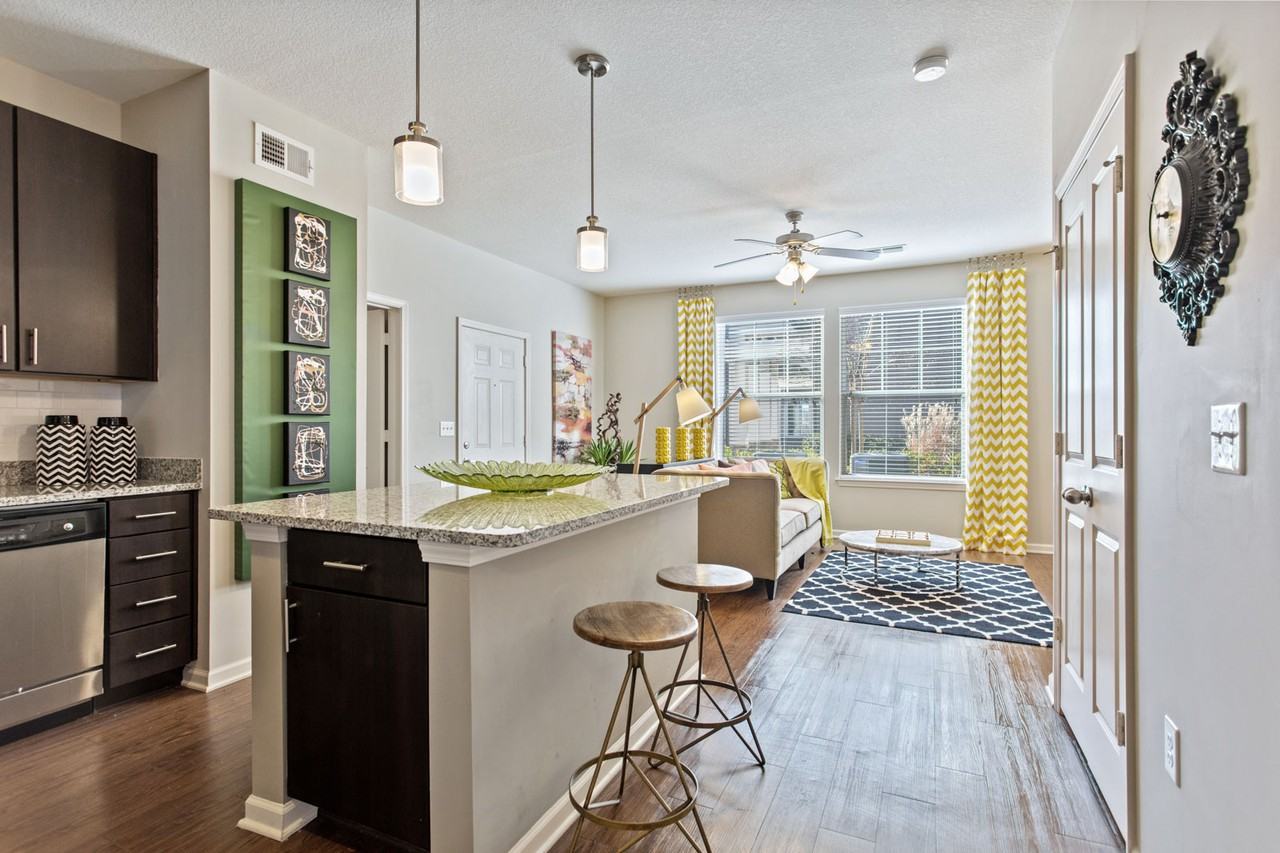 Tattersall Chesapeake - Photo 4 of 46