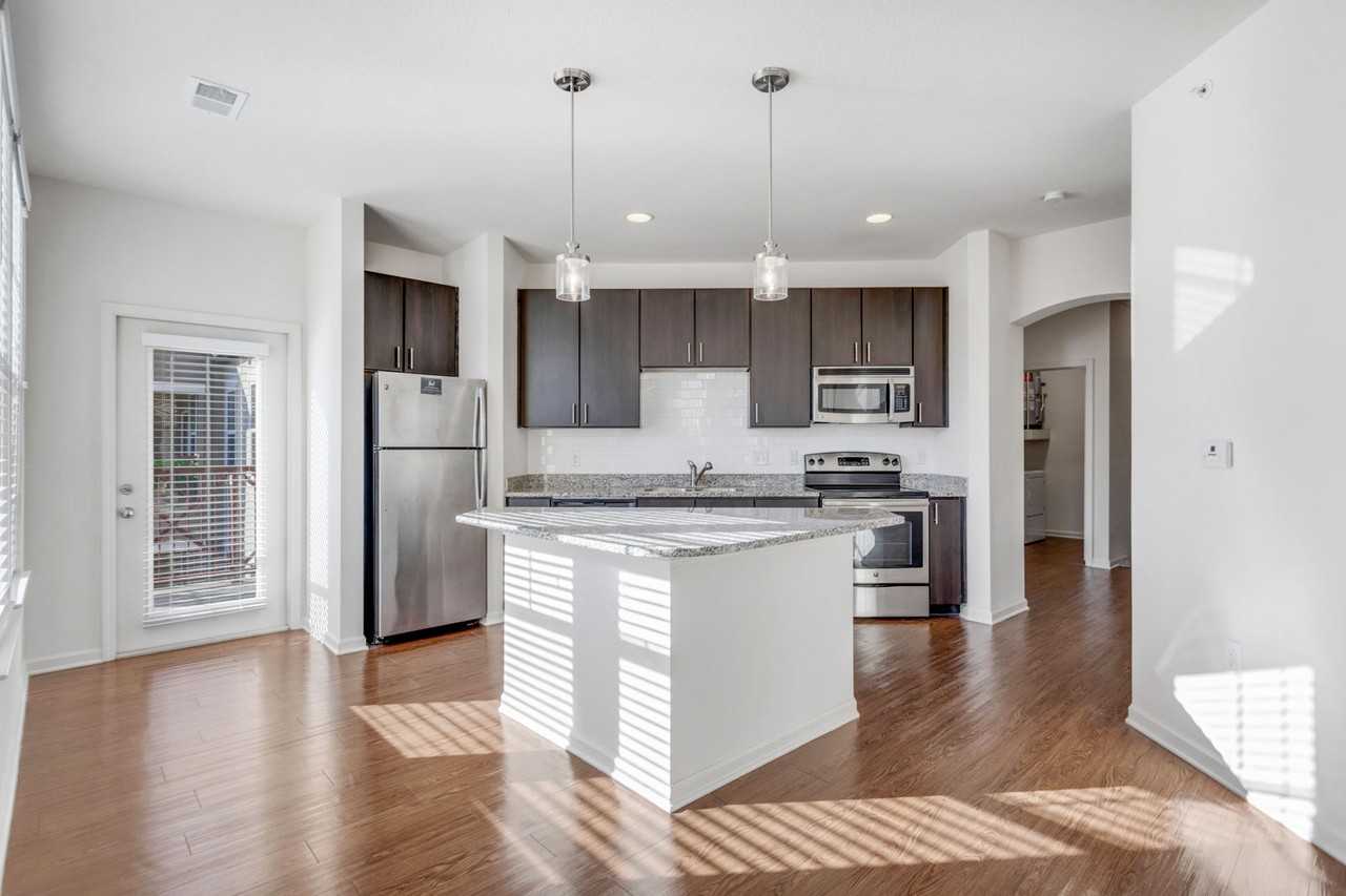 Tattersall Chesapeake - Photo 6 of 46