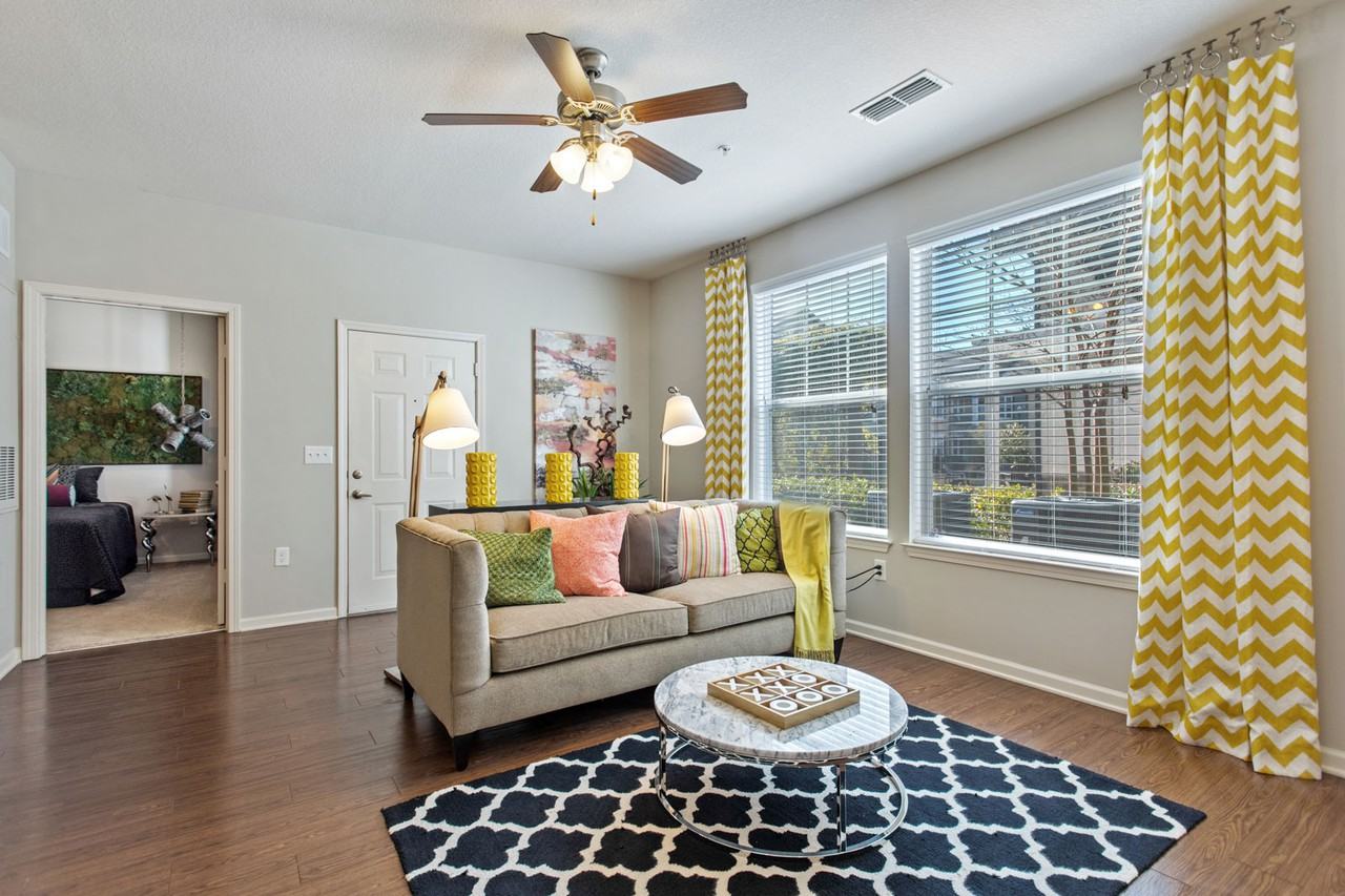 Tattersall Chesapeake - Photo 7 of 46