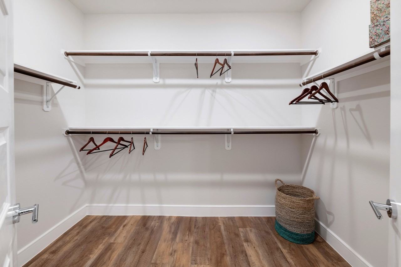 Gables Water Street - Photo 5 of 21