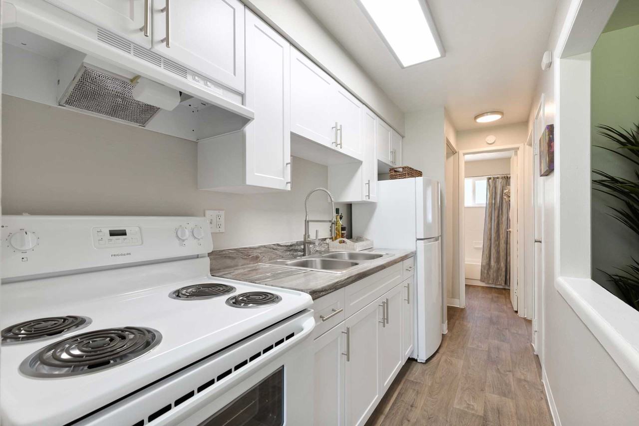 Park Place at Expo Apartments - Photo 3 of 25