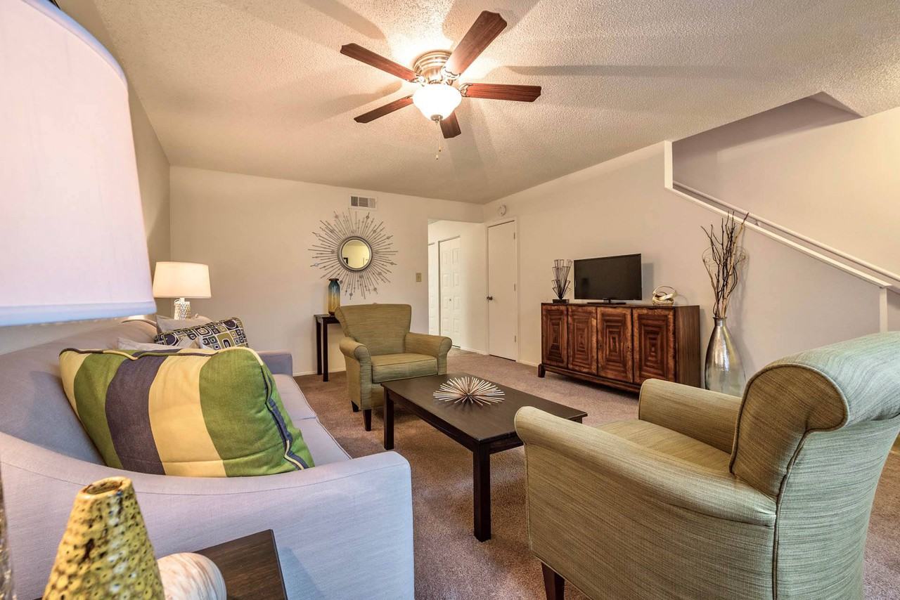 Olive Branch Townhomes - Photo 5 of 28