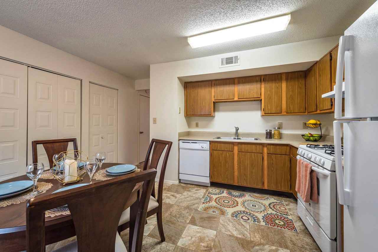 Olive Branch Townhomes - Photo 6 of 28