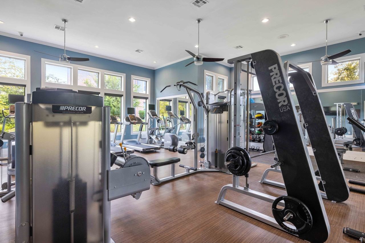 33Hundred - Photo 3 of 16