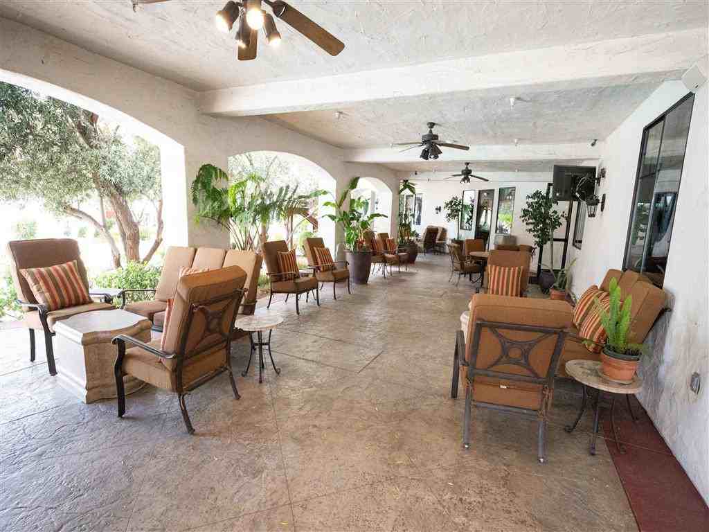 Dominion Courtyard Villas - Photo 5 of 28