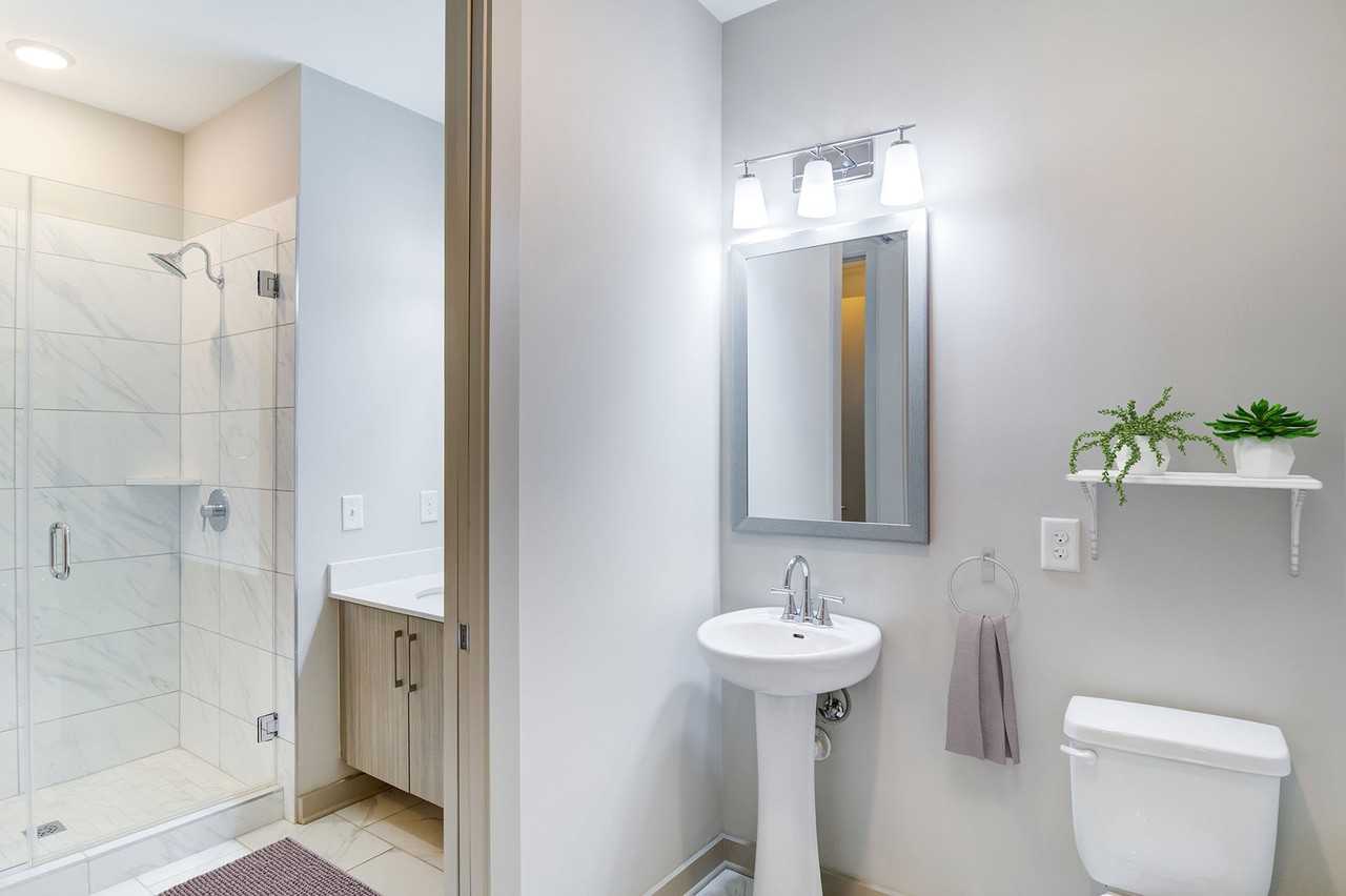 Venue Brookwood Apartments - Photo 6 of 42