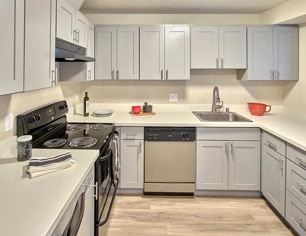 3030 Lake City - Photo 6 of 28