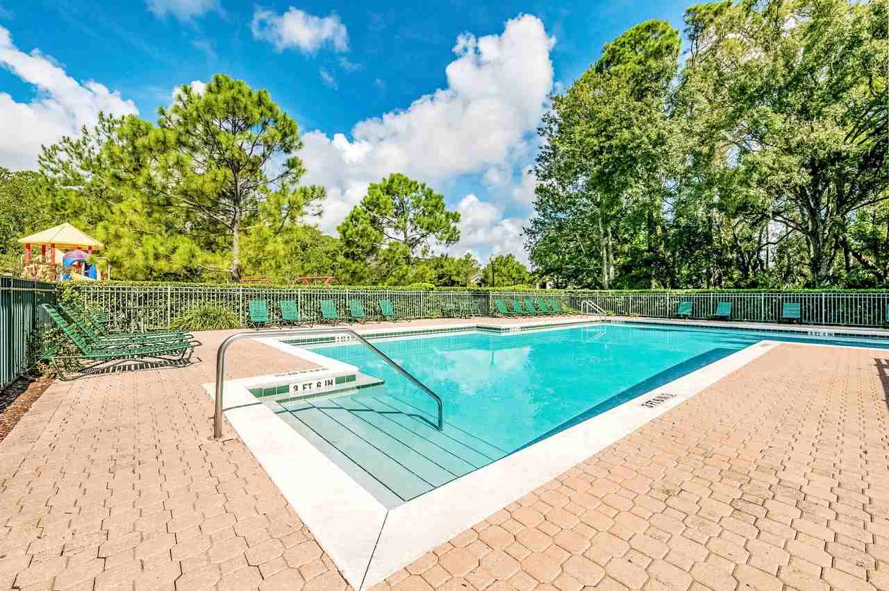 Whispering Woods Apartments - Photo 6 of 28