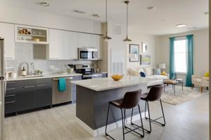 featured image of 200 Presidential Way