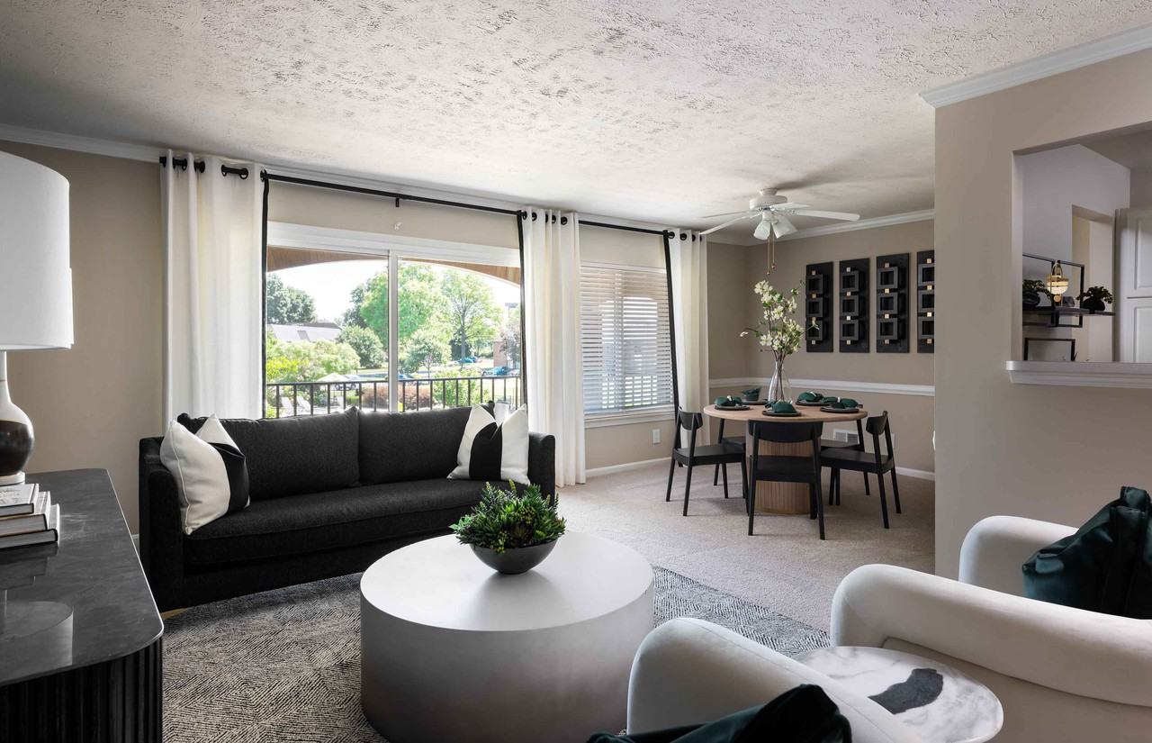 Hurstbourne Grand Apartments - Photo 3 of 50