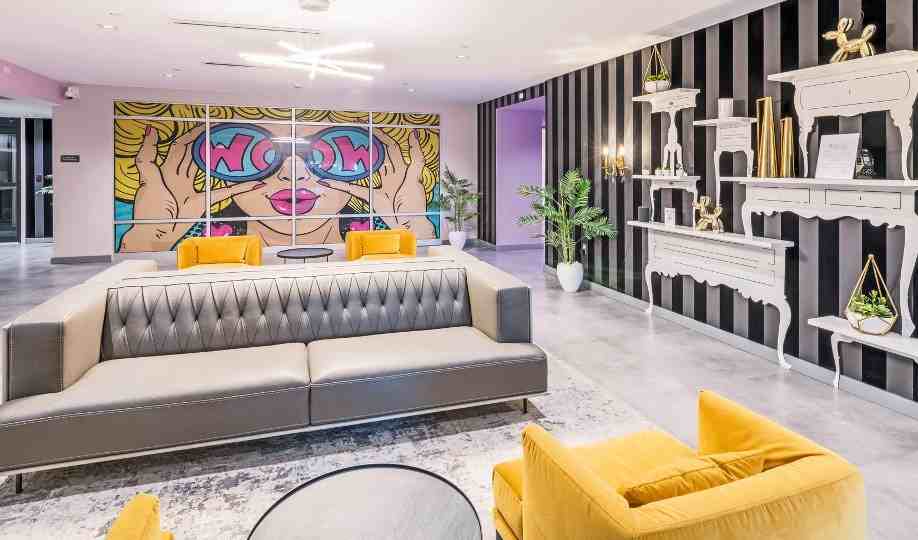 Nova Quincy - Photo 2 of 11