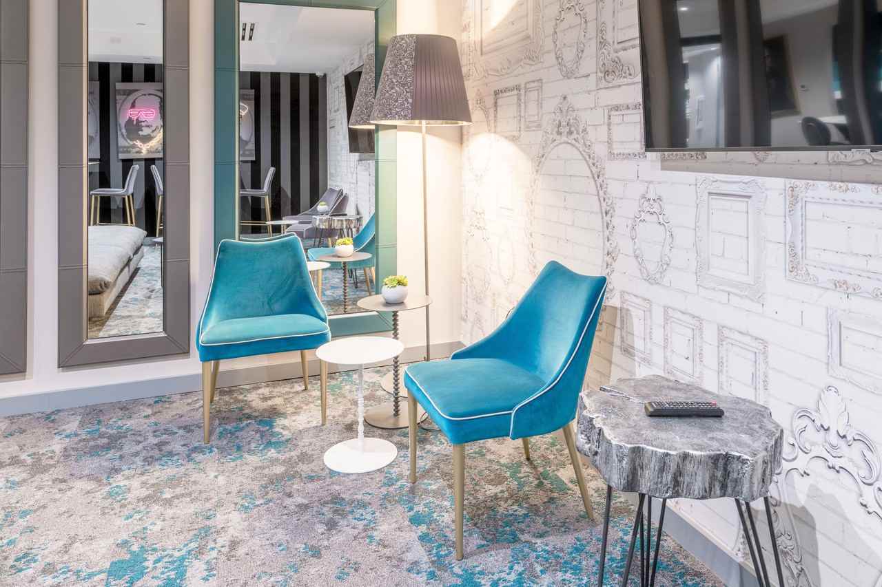 Nova Quincy - Photo 7 of 11