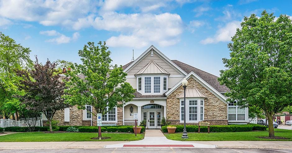 The Grove At Schaumburg Apartments