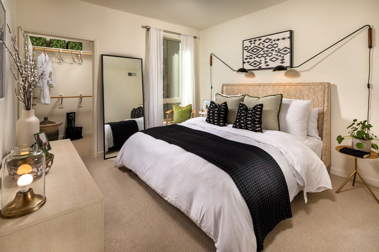 One Paseo Living - Photo 4 of 38