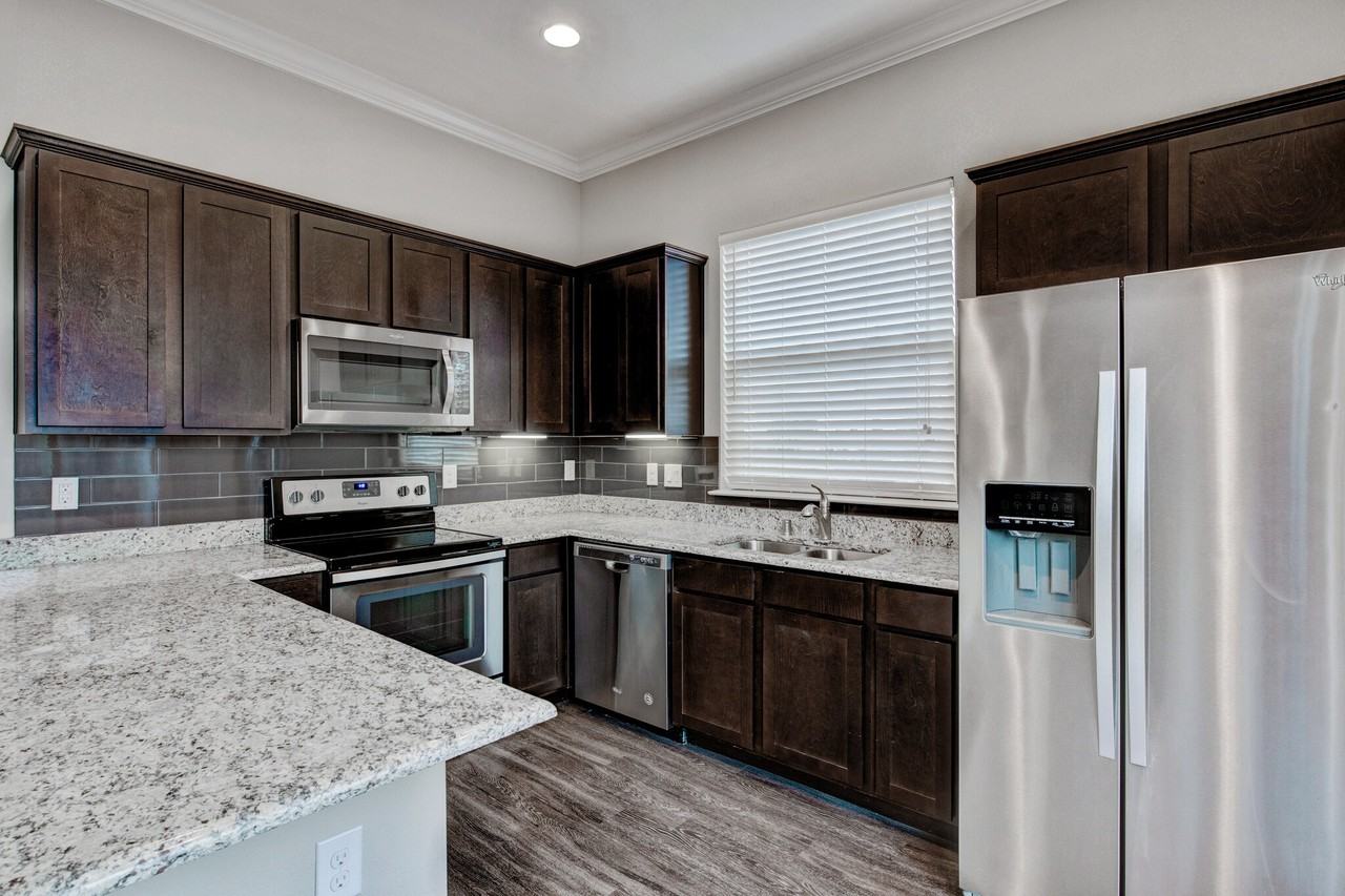 Horizon at Premier - Photo 2 of 29