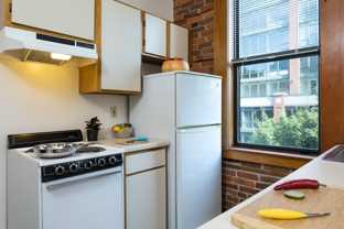 Oregon Apartments - Photo 1 of 1