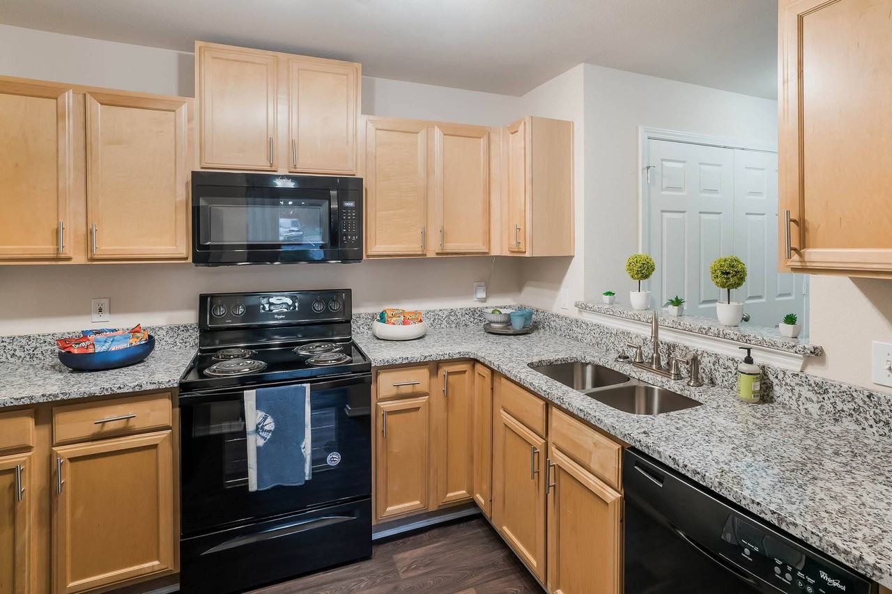 Heritage at the Peak - Photo 2 of 21