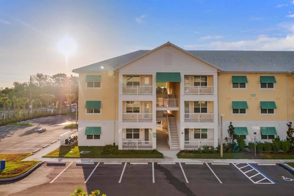 Waterline Bonita Springs - Photo 5 of 50