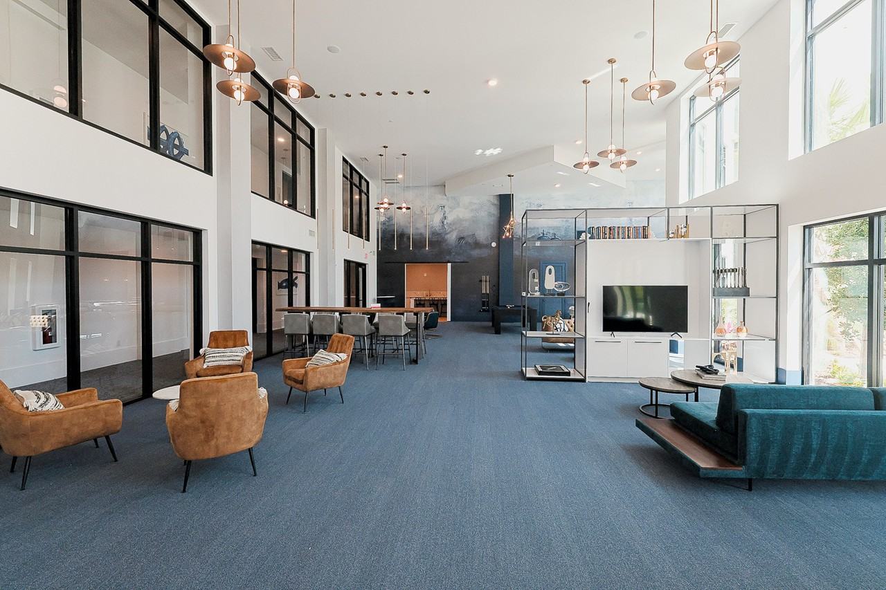 The Pearl Founders Square - Photo 3 of 33