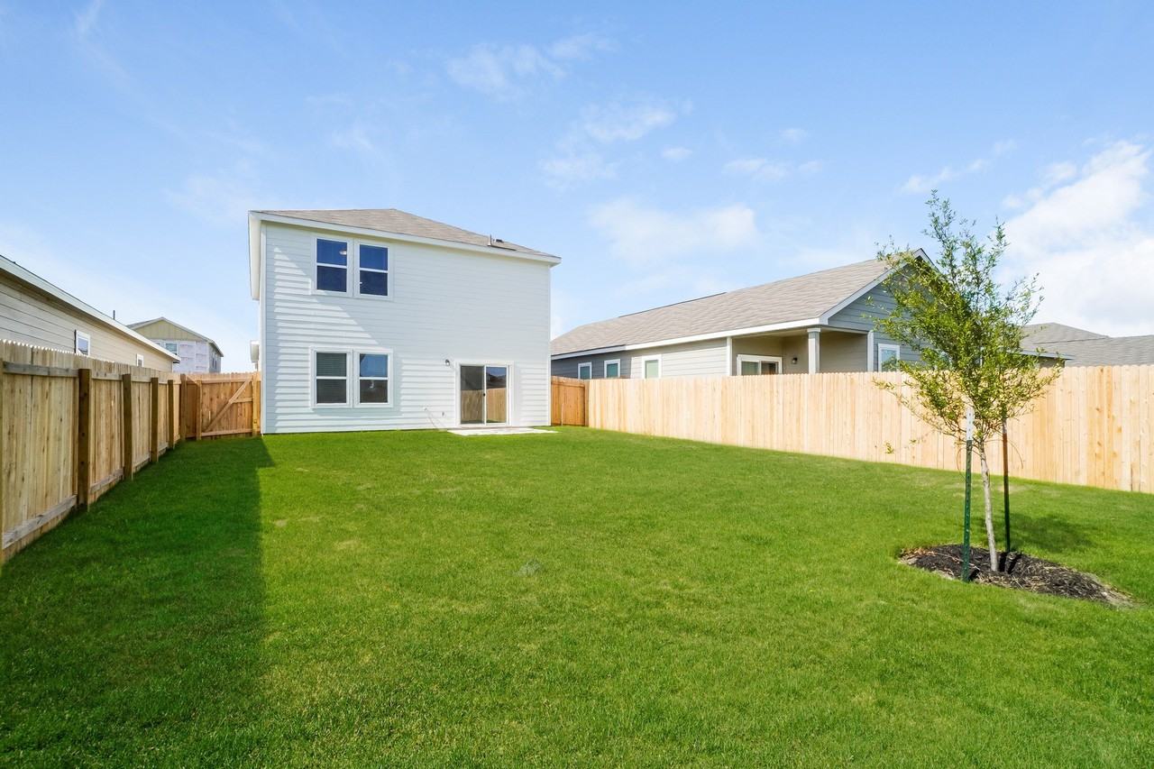 Beacon at Meridian I - Photo 4 of 50