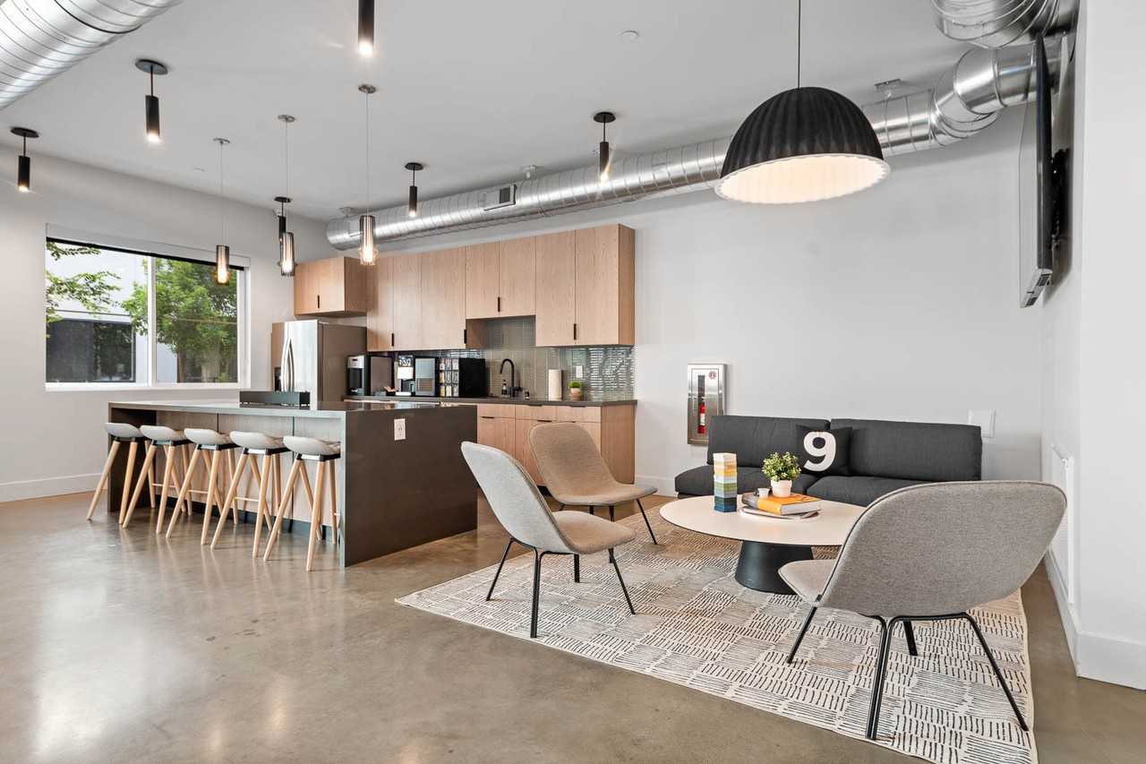 The Battery - Photo 4 of 50