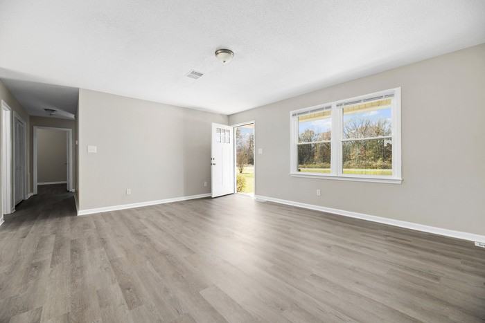 2433 Johnstown Rd - Photo 3 of 27