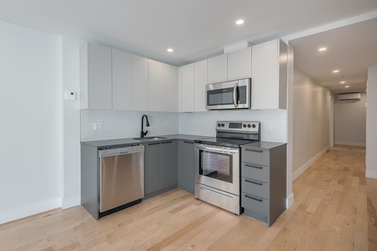 5005 CôteSainteCatherine Apartments 5005 Ch De La CôteSainte