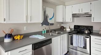 604 Se 121st Ave - Photo 1 of 1