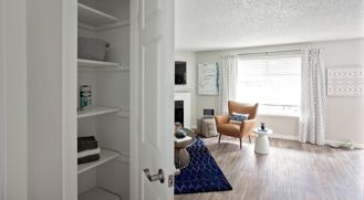 604 Se 121st Ave - Photo 1 of 1