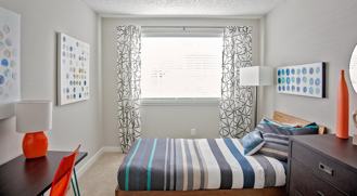 604 Se 121st Ave - Photo 1 of 1