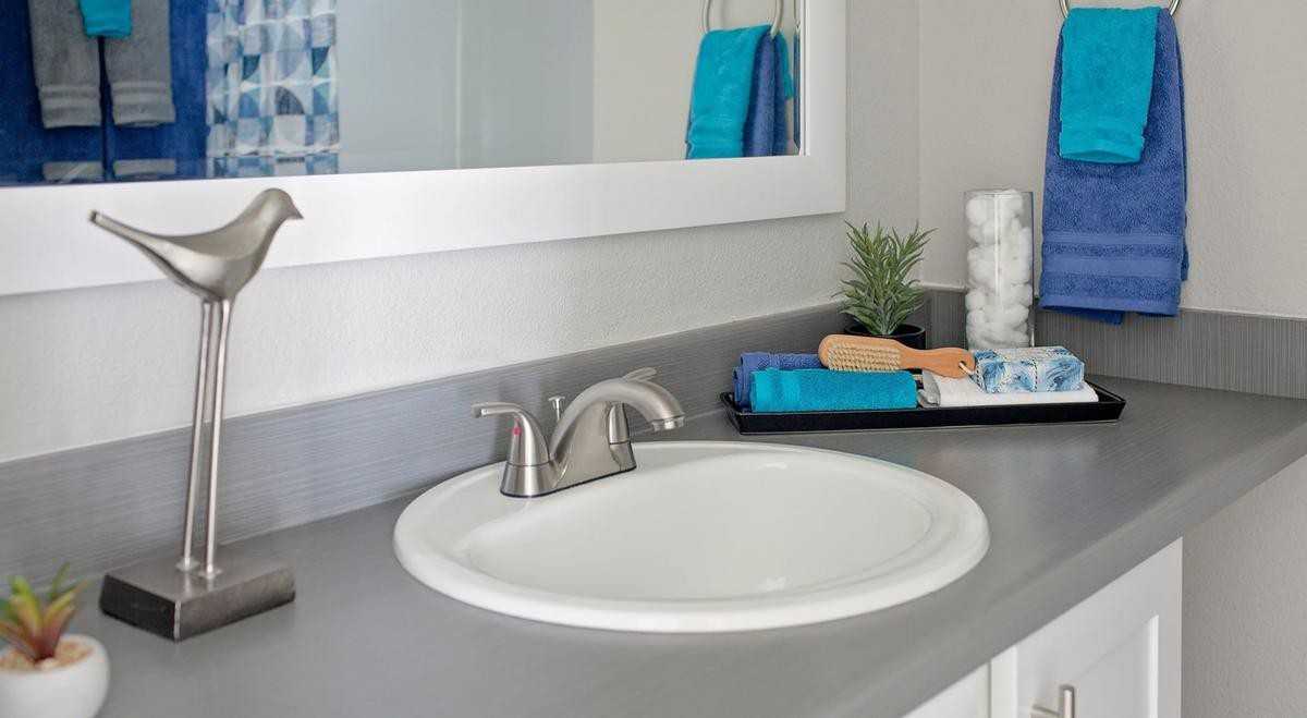 604 Se 121st Ave - Photo 2 of 23