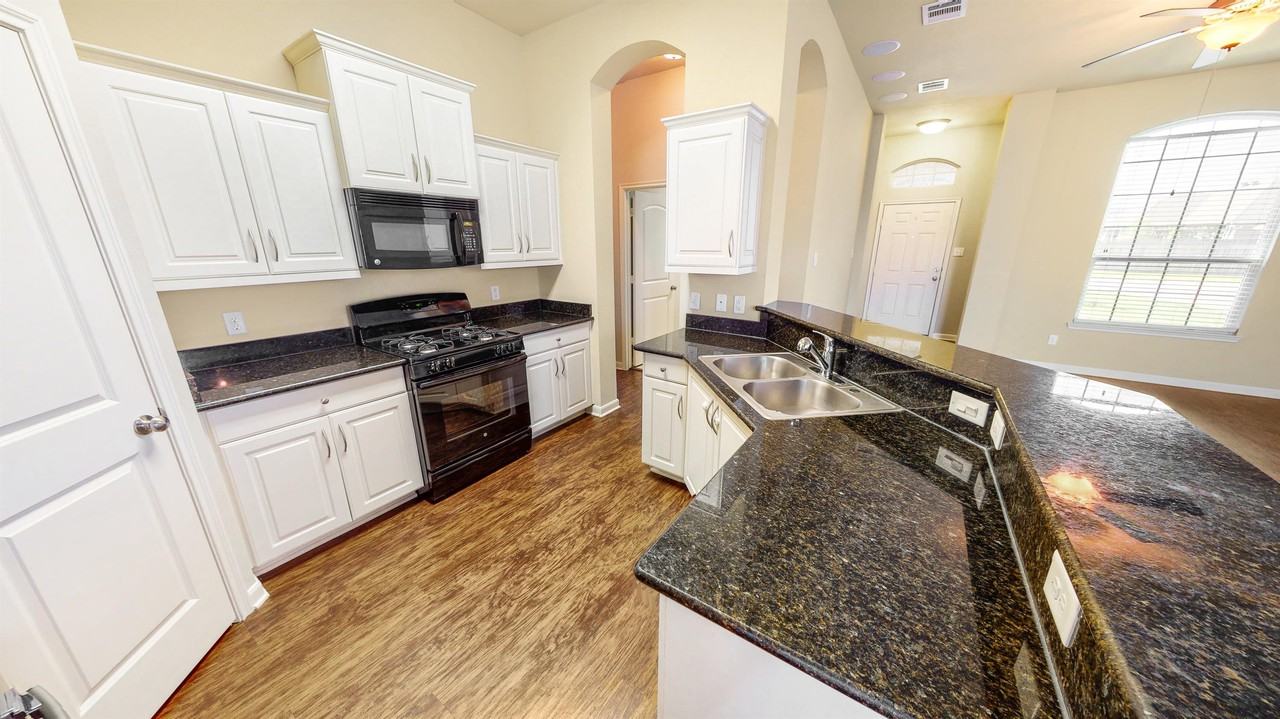 3903 White Oak Meadow Ct #1 - Photo 3 of 17