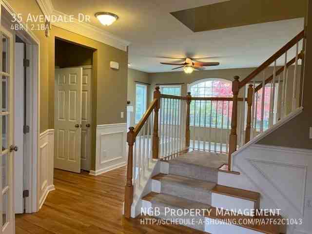 35 Avendale Dr - Photo 2 of 47