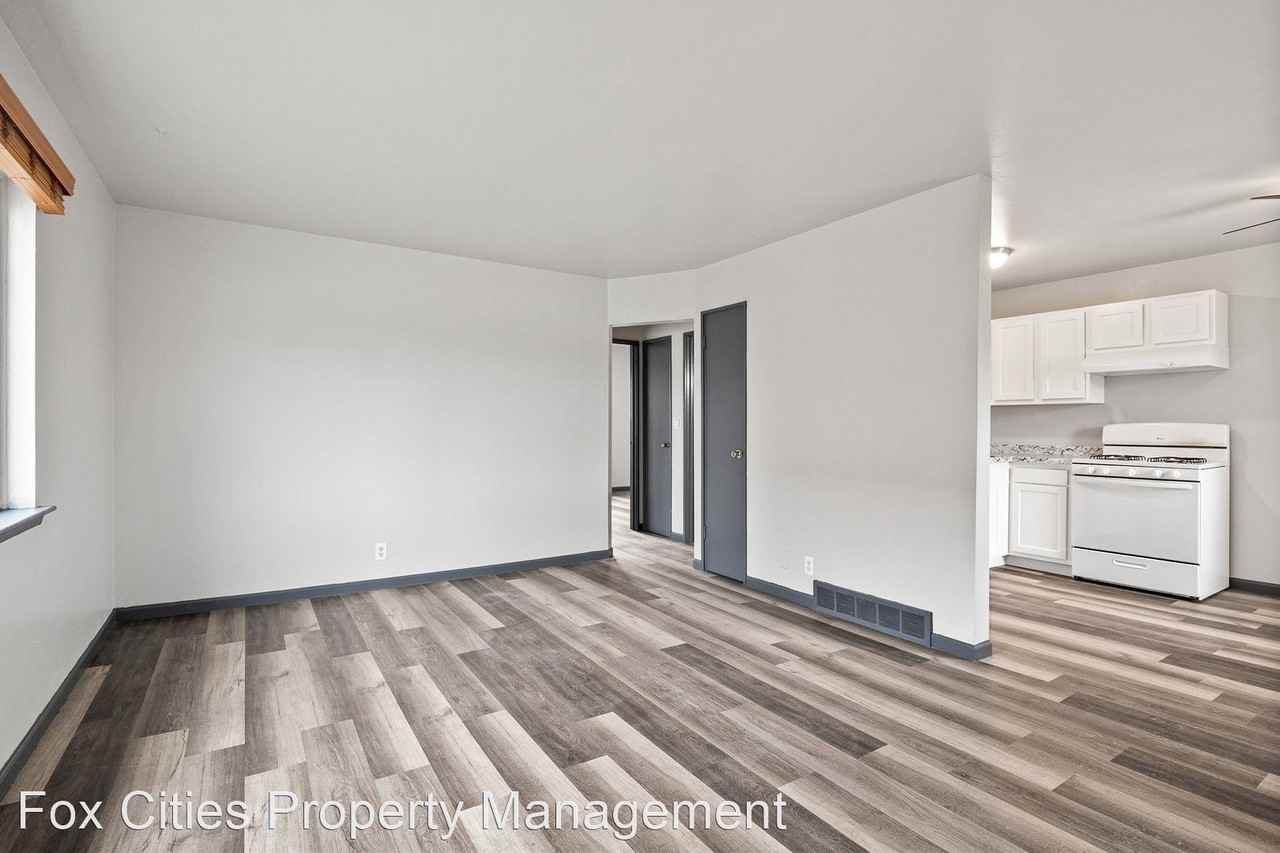 492 E Merrill Avenue - Photo 2 of 9