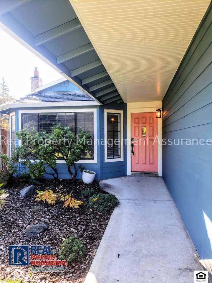 1400 Ne 14th Ave - Photo 2 of 24