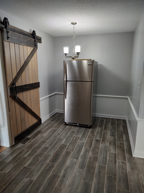 113 Beale St - Photo 7 of 14