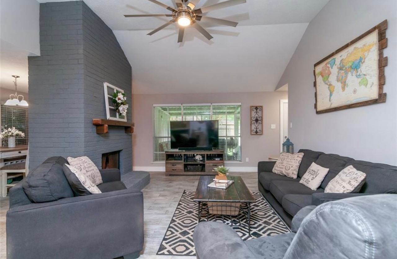 327 Anchor Way - Photo 2 of 21